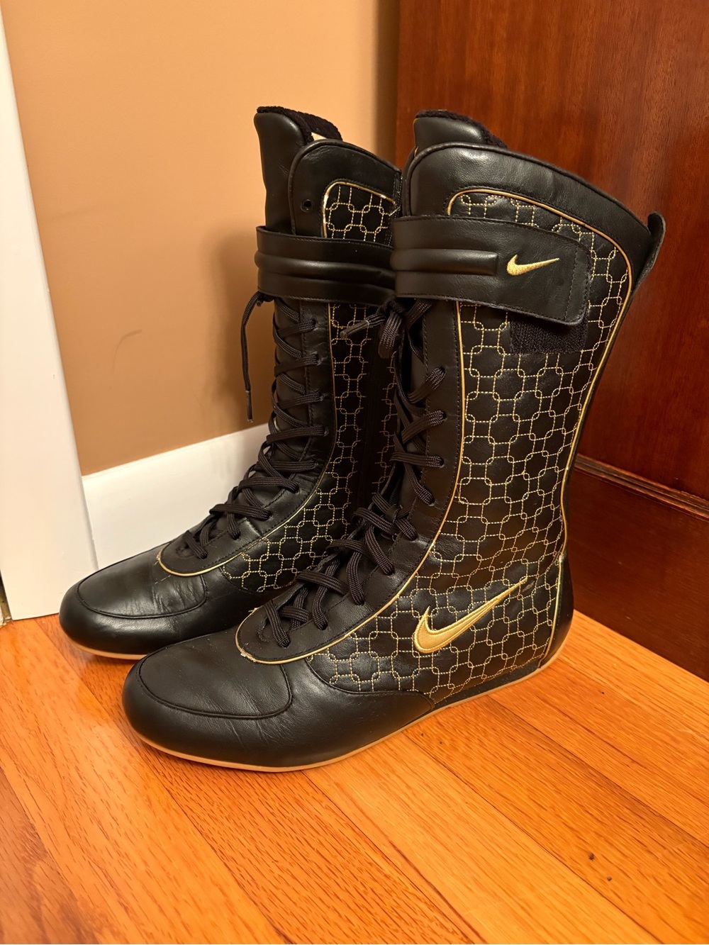 Ladies Nike Hypnotize Black & Gold High Top Boots Size 8US